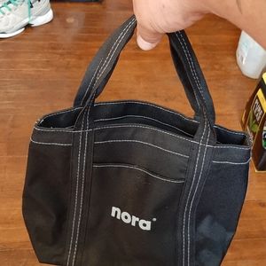 Gemline small Nora giftbag black and white